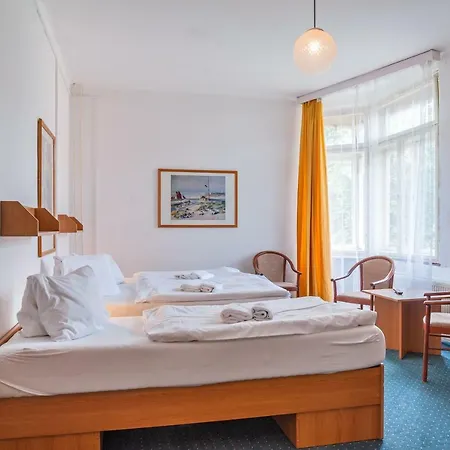 旅馆 Hostel Frantiskovy Lazne