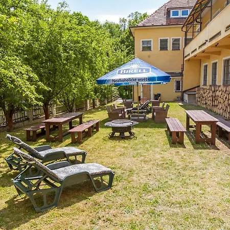 Hostel Frantiskovy Lazne 旅馆 *