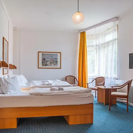 Hostel Frantiskovy Lazne 旅馆